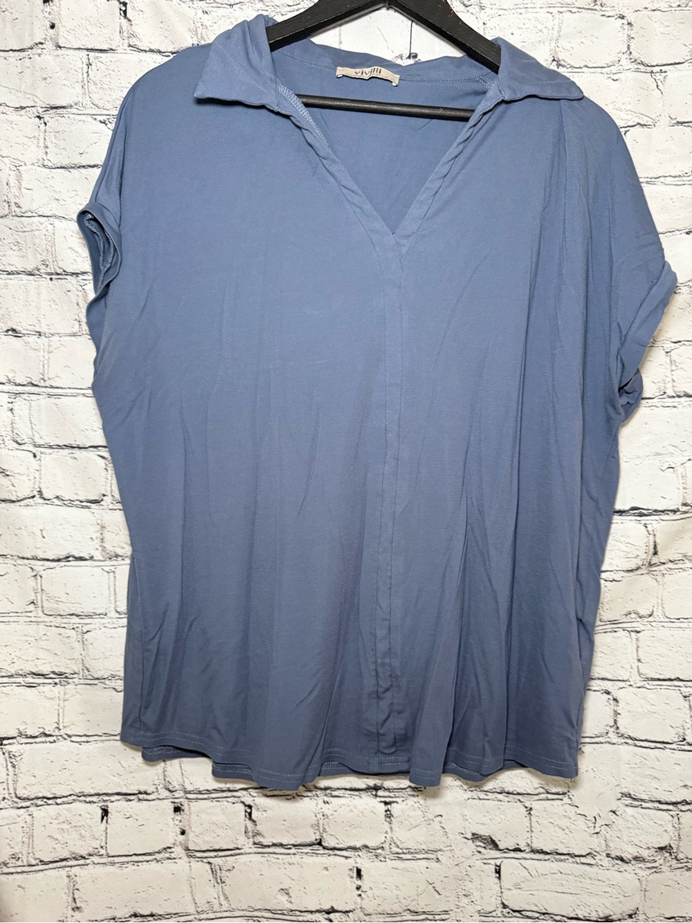 Vivilli. Blue short sleeve. Size XXL